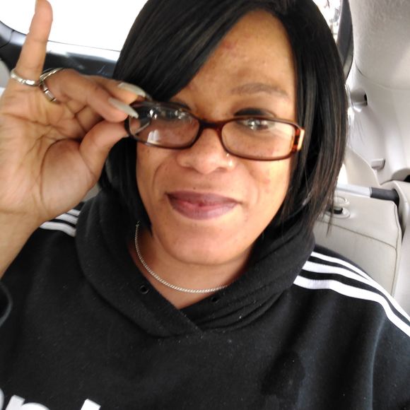 Meet your Posher, Ronnie - Picture 1 of 1